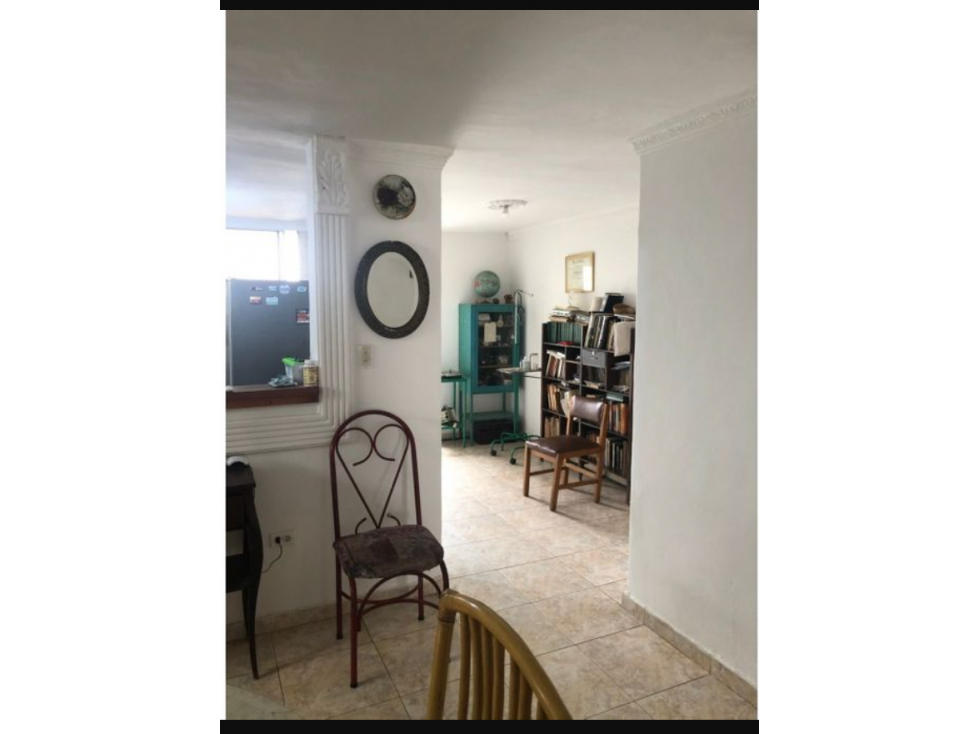 Amplia casa con 2 apartamentos San José en Santa Marta E-7 — foto 4