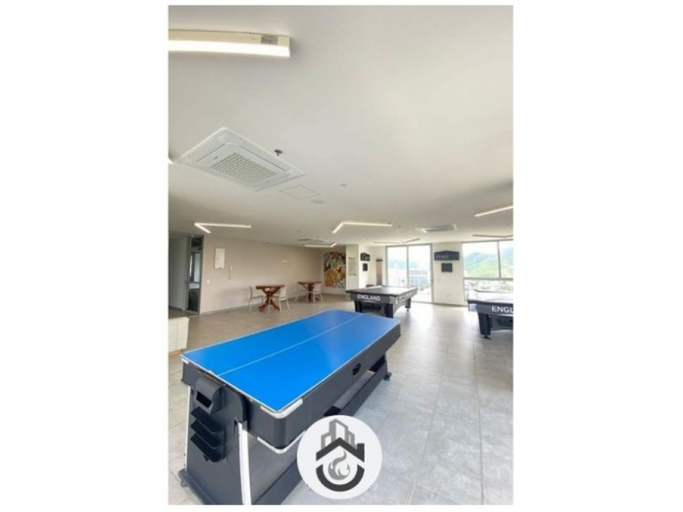 SE VENDE APARTASUITE EN SALGUERO AMOBLADO CON RENTA DE TURISMO — foto 6