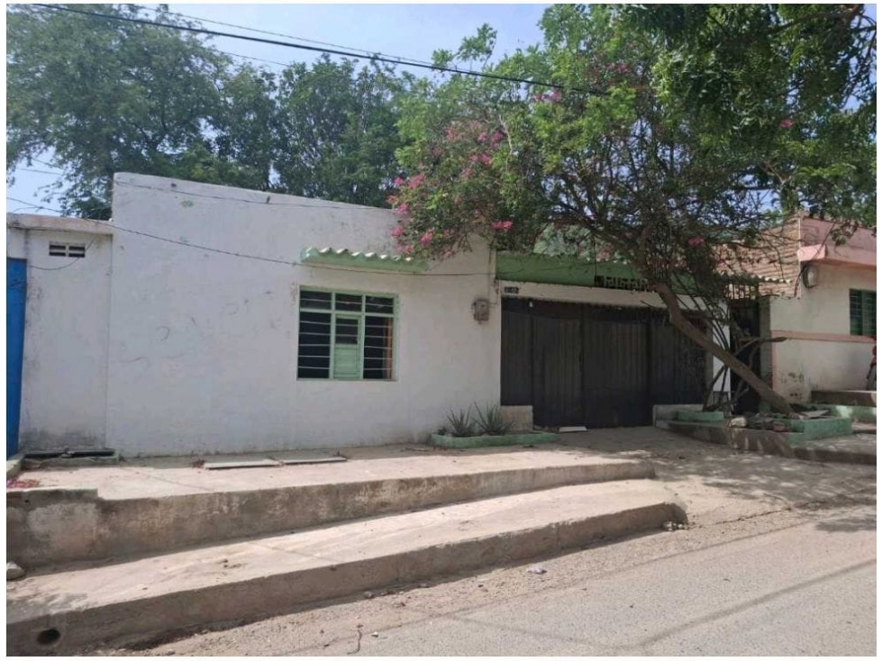 Se vende casa lote, 264m2 de terreno, a 1 cuadra del mar de taganga
