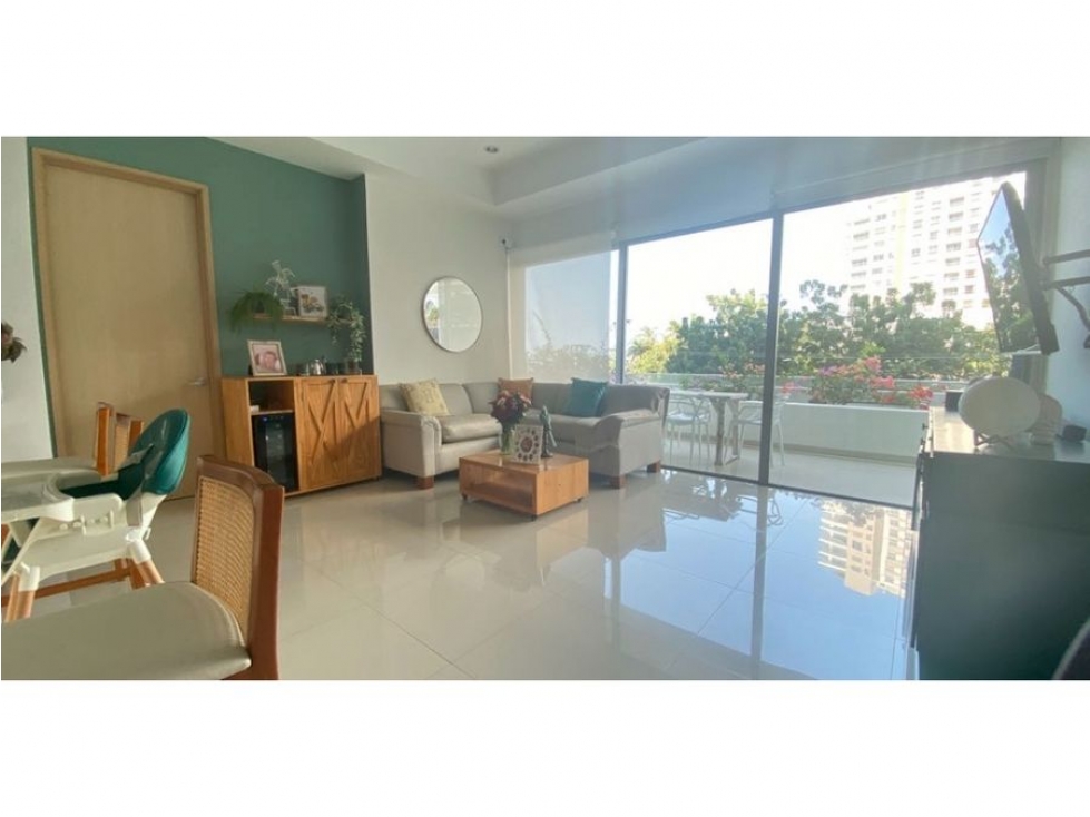 Venta de Lujoso Apartamento, Playa Salguero. — foto 2