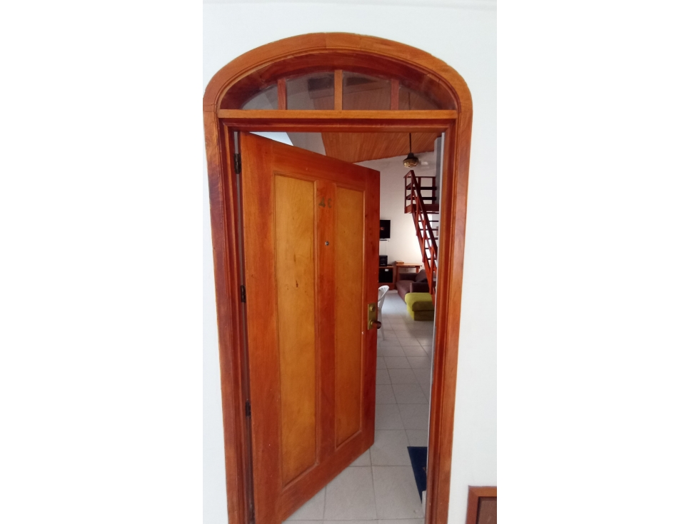 Venta de Hermoso reformado apartamento Duplex, Rodadero. — foto 4