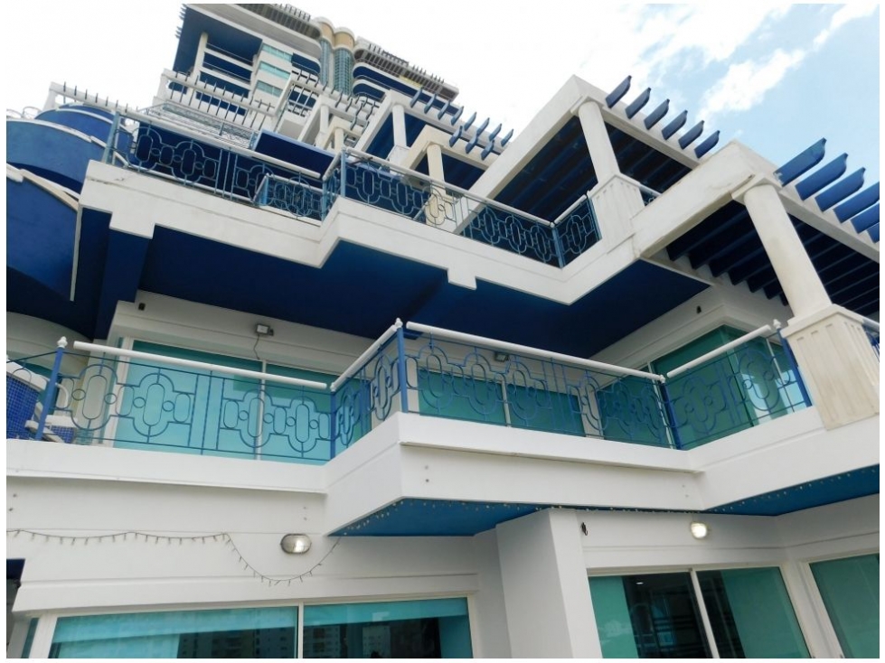 ¡Vive el Lujo! Exclusivo Apartamento con Vista al Mar en El Rodadero