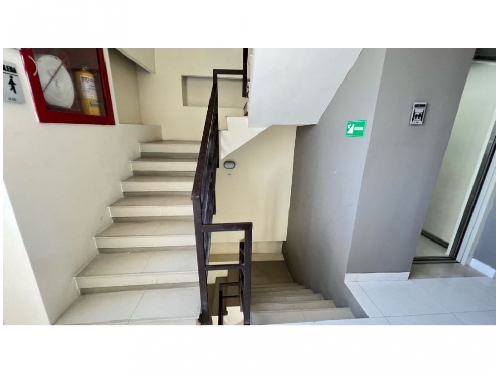 Venta de Oficina, Edf Empresarial, Santa Marta - 3