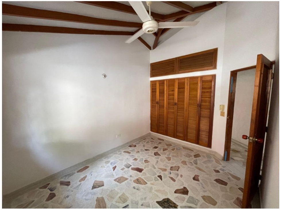 Venta de casa en conjunto cerrado cerca del mar Rodadero E-1 — foto 4