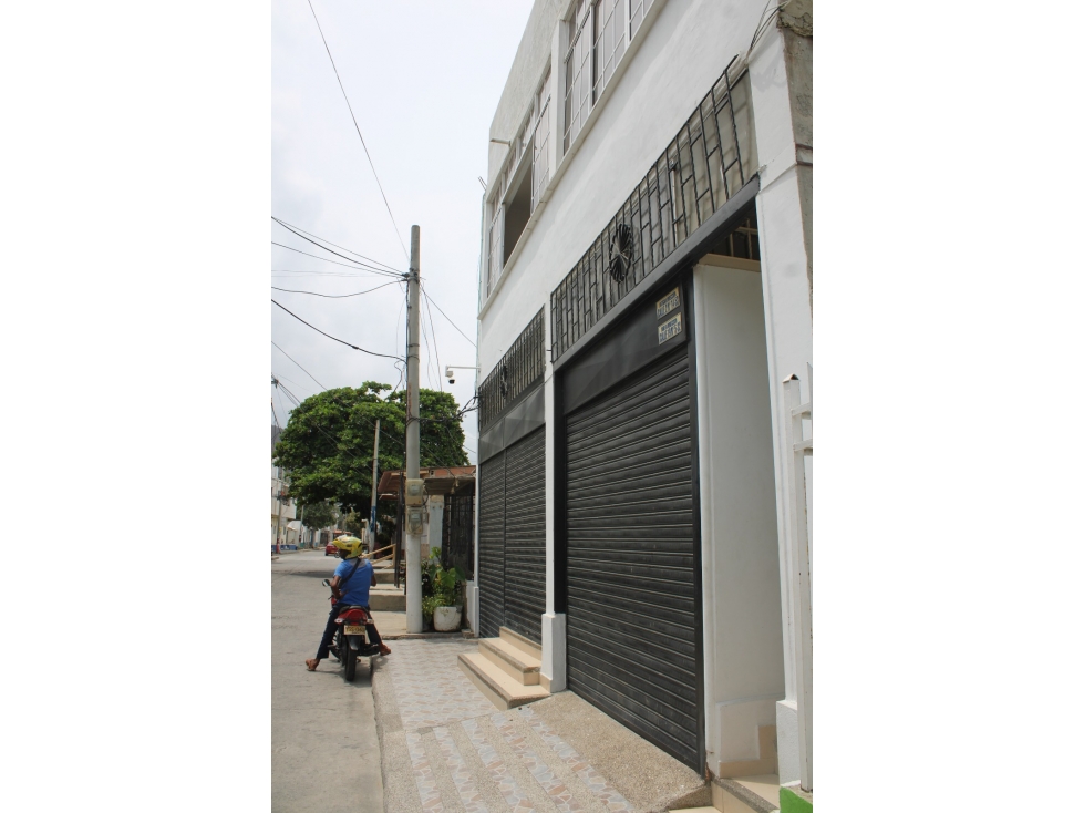 Oportunidad: edificio con 10 habitaciones en Rodadero Sur G-34 - 5