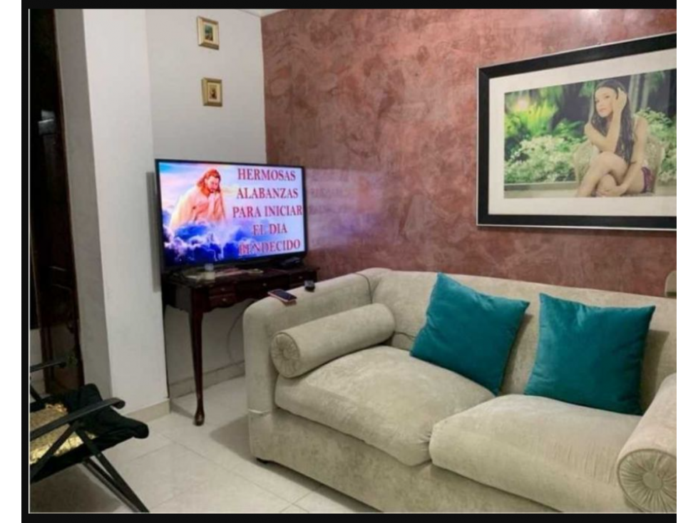 Amplia casa de 2 pisos en conjunto cerrado Bavaria C-8 — foto 6