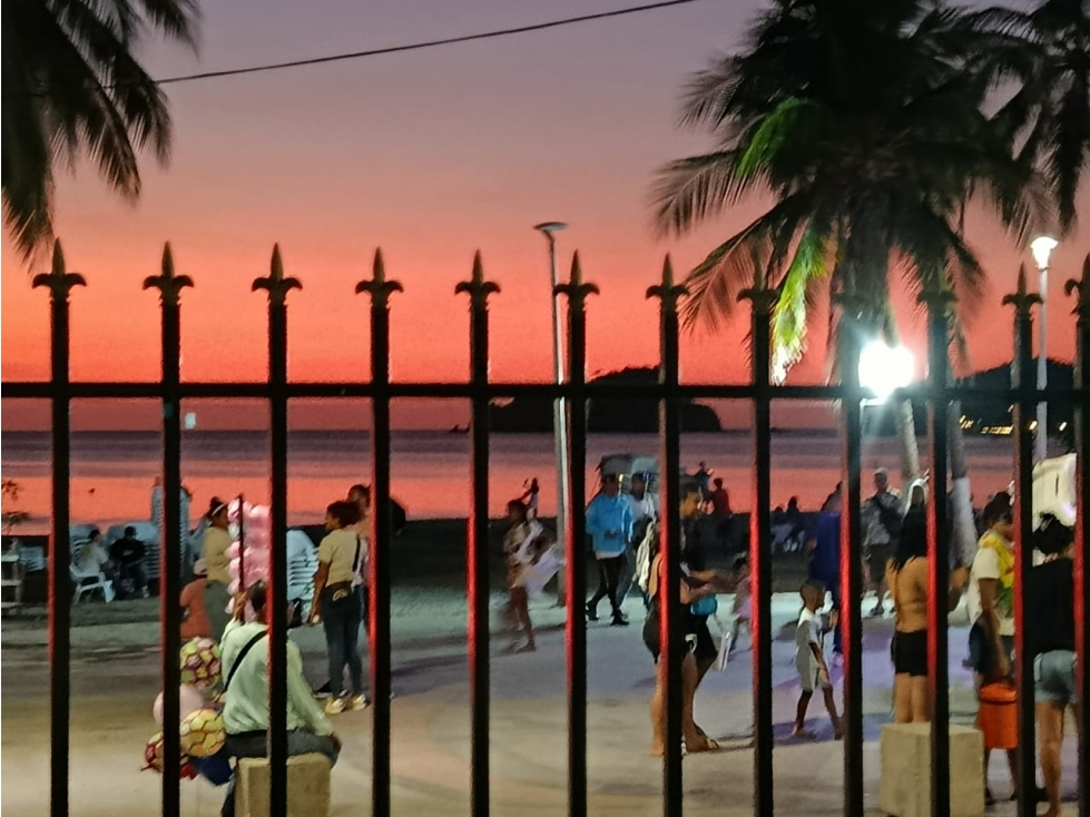 VIVE FRENTE AL MAR EN EL RODADERO | EDIFICIO LA FRAGATA — foto 3