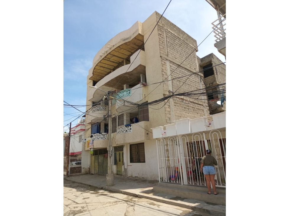 Edificio cerca de las playas con terraza y patio Rodadero G-38 - 2