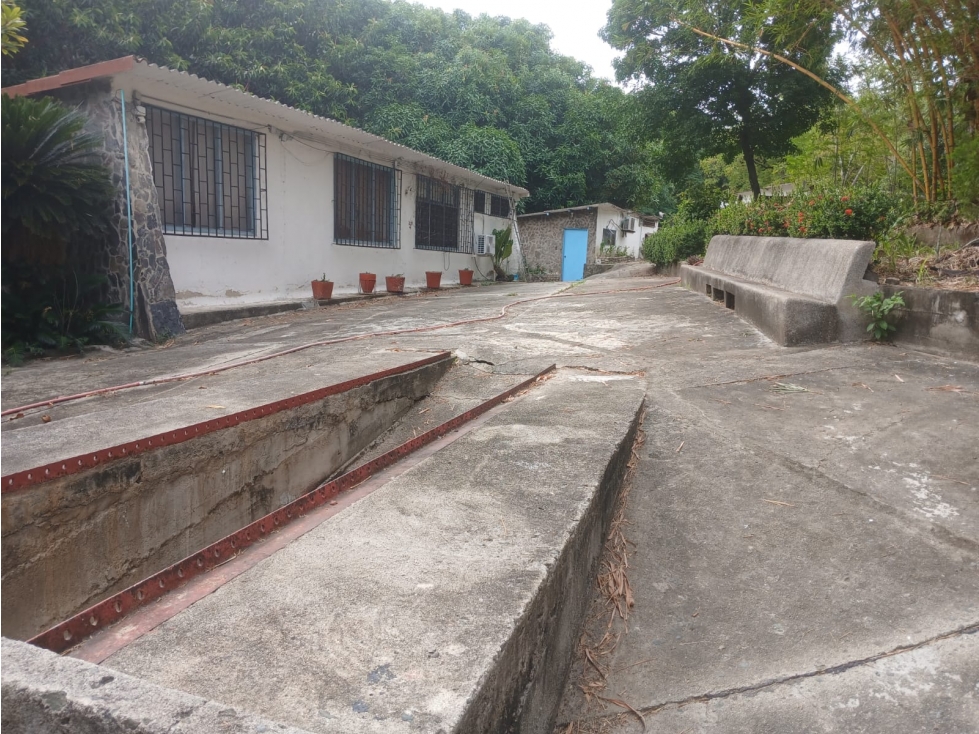 Gran finca en Bonda: 6,7 Has con lago, quebrada y piscina G-18 — foto 4