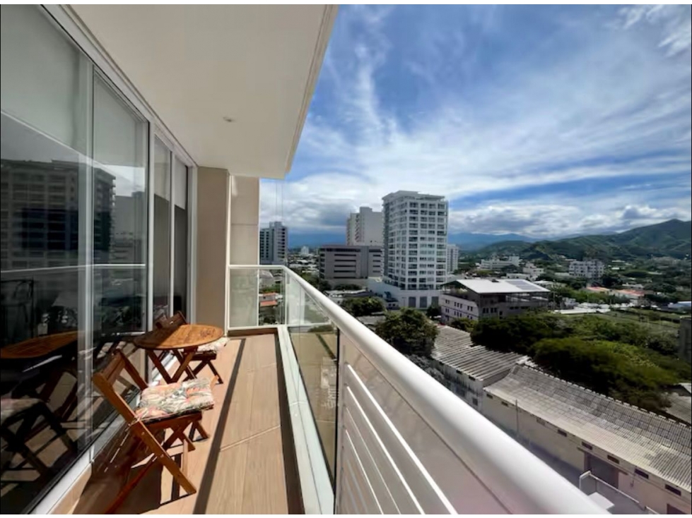 Acogedor Apartaestudio en edificio Eira - cerca la playa los cocos