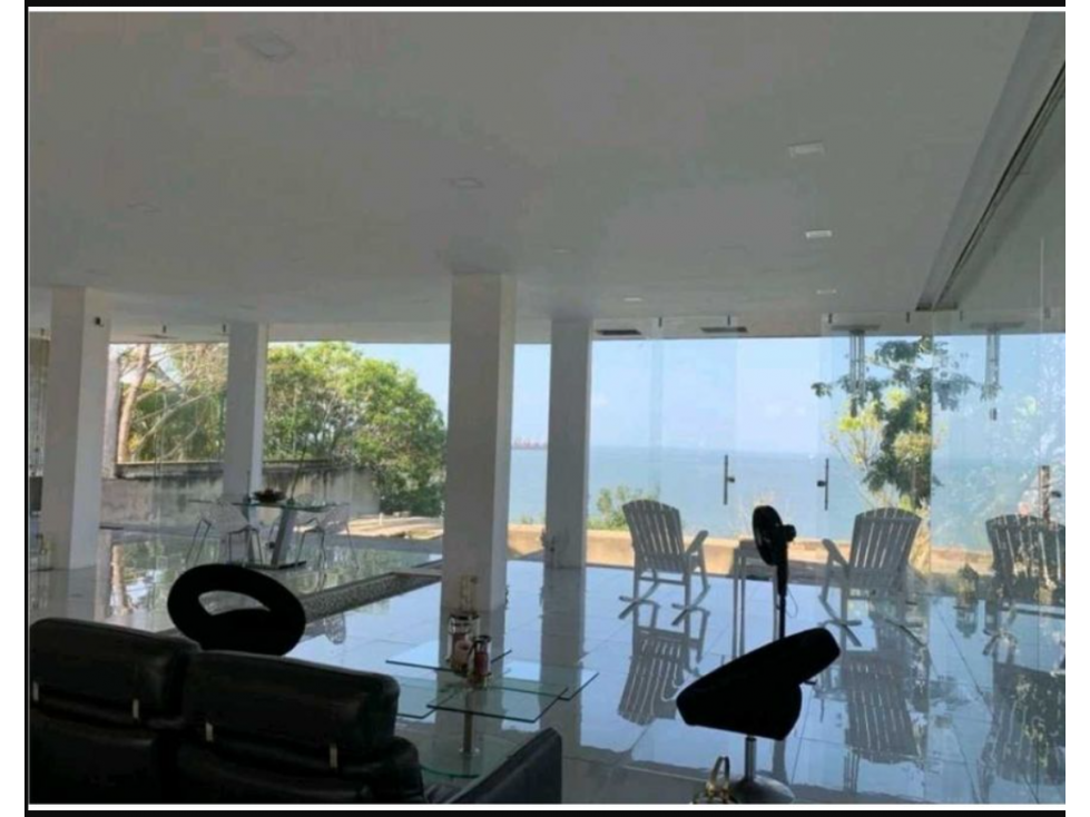 LUJOSA CASA FRENTE AL MAR - 2