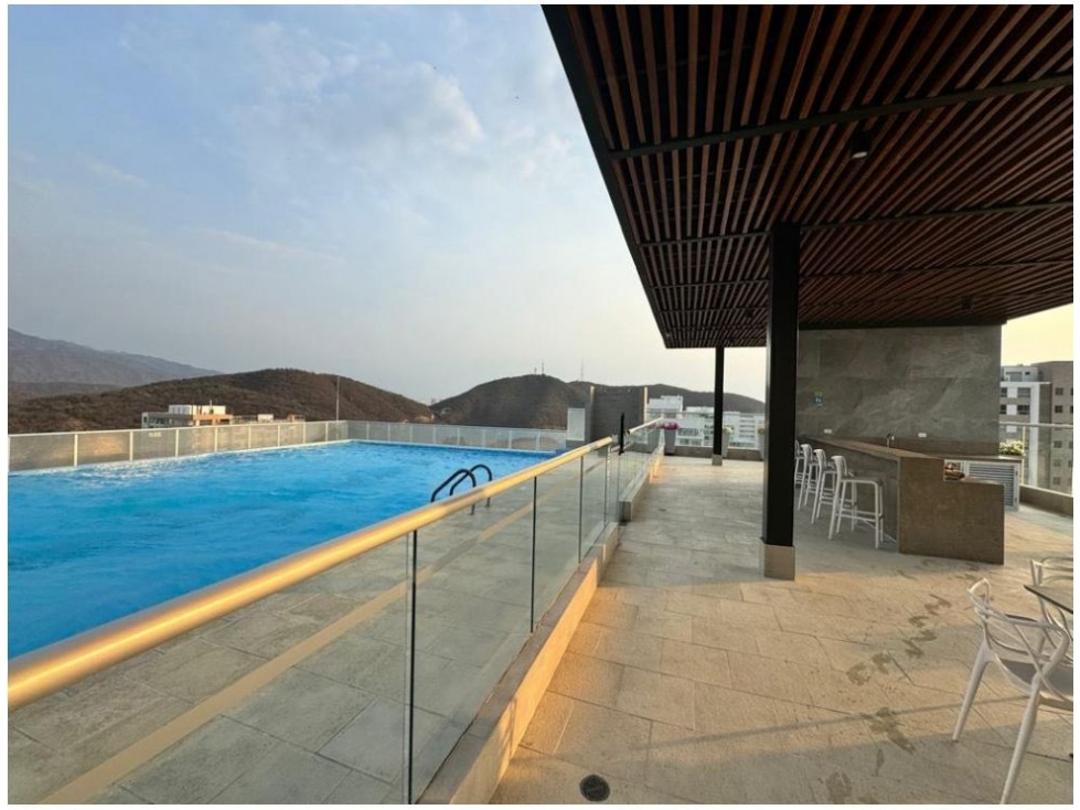 Exclusivo Apartamento en Playa Salguero Vista al Mar y Montaña — foto 5