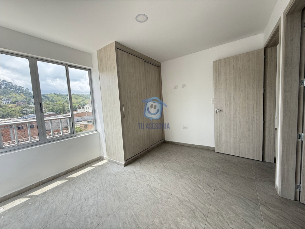 Apartamento en venta en el centro de Santa Rosa De Cabal — foto 2