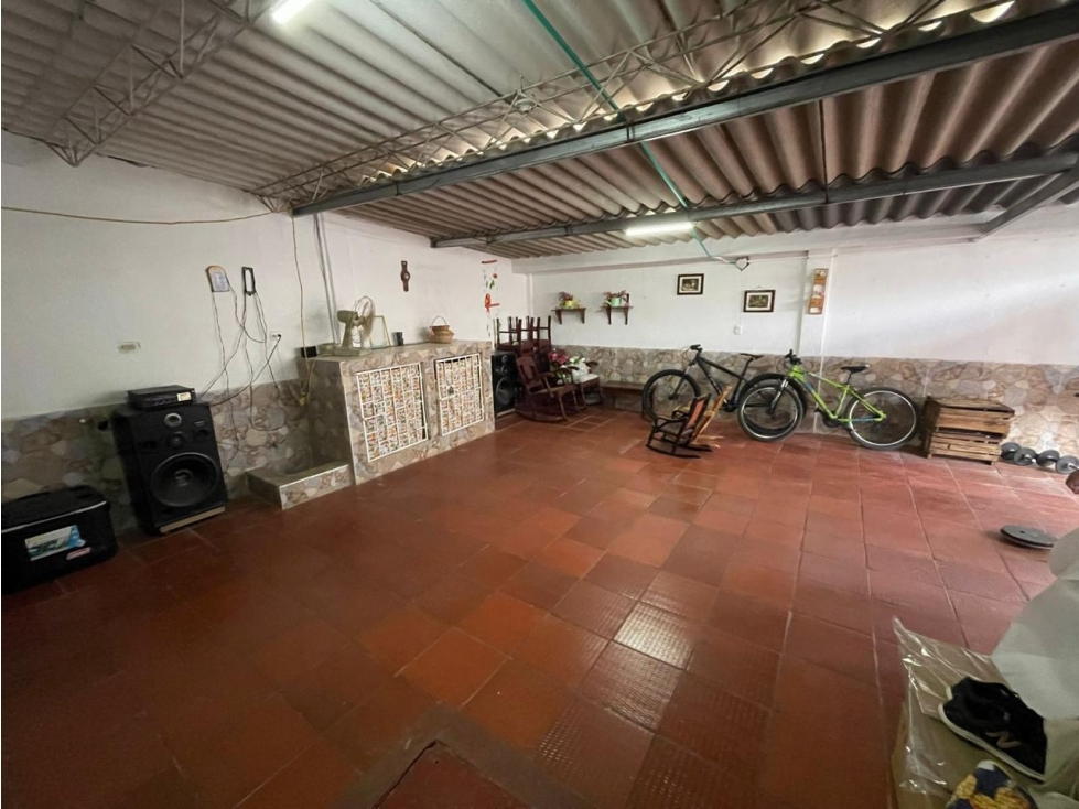 EN VENTA HERMOSA CASA DE DOS PISOS CON DOS APARTAMENTOS ARRIBA — foto 6
