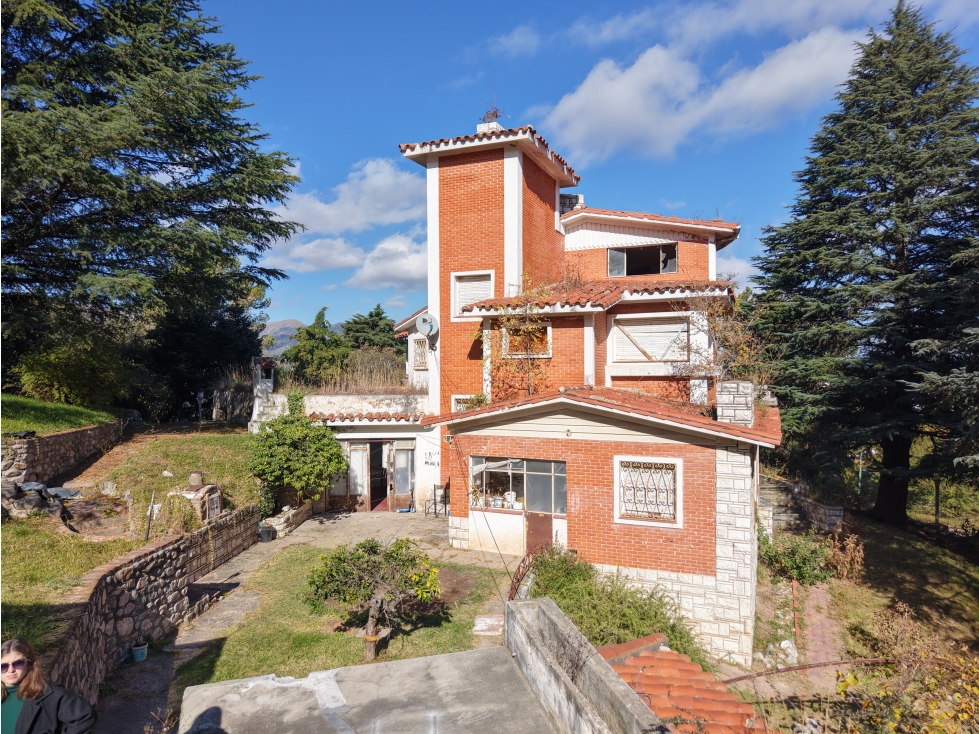 Casona A Restaurar Villa Giardino 386m2 cub - 3141m2 - 1