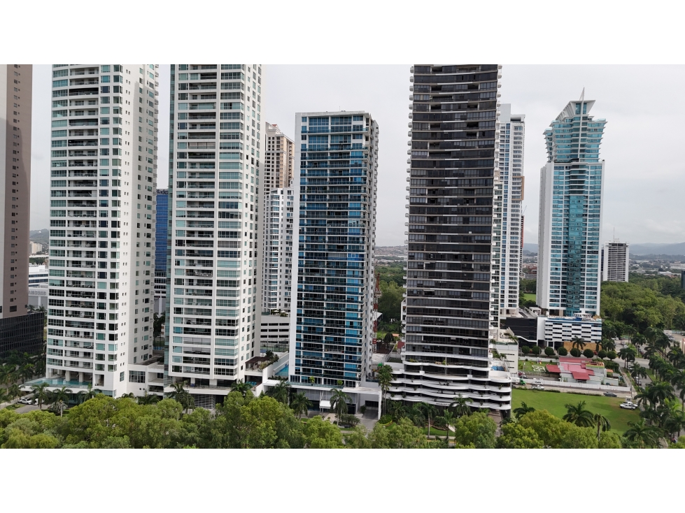 Bayside $580,000