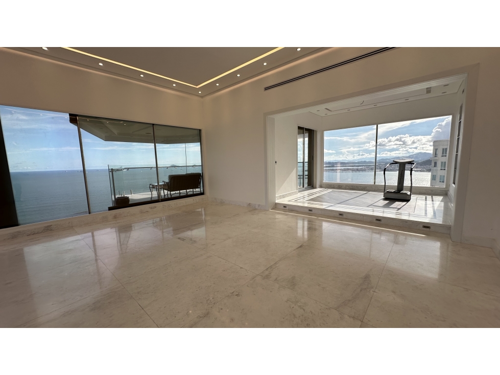 Venetian Tower Penthouse