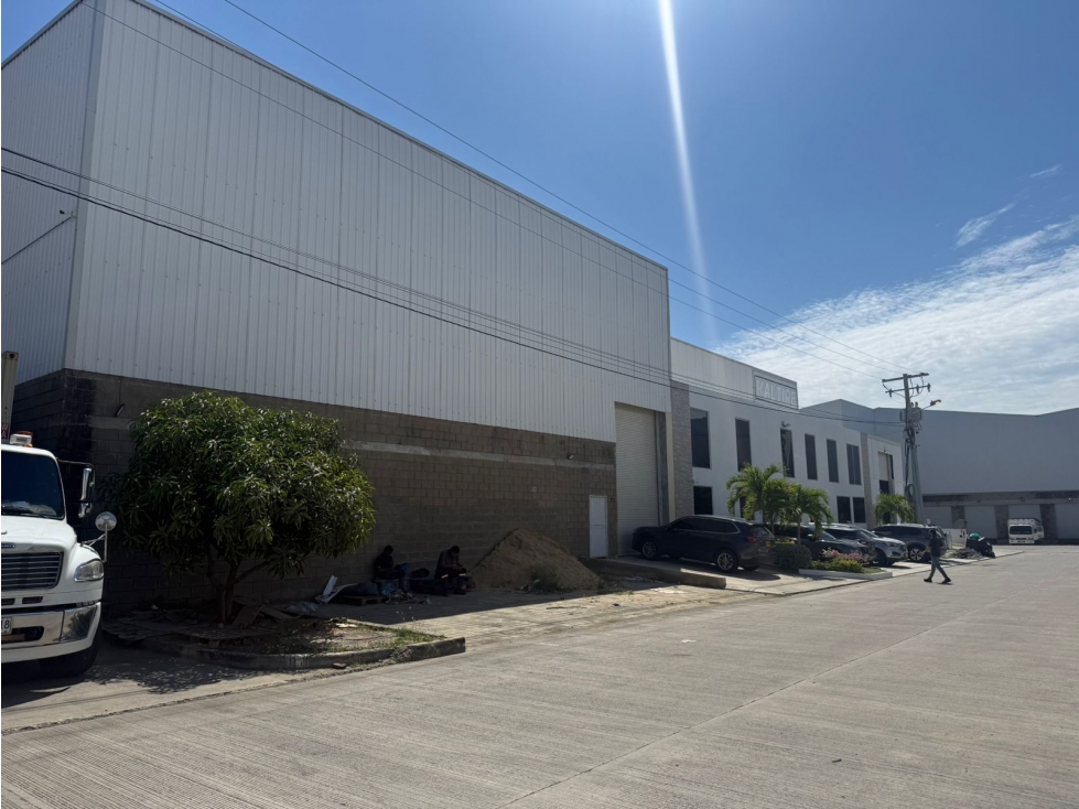 Bodega en arriendo en galapa - 1