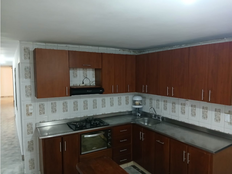 Arriendo Casa Sabaneta Sector Calle del Banco - 3