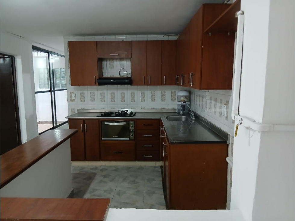Arriendo Casa Sabaneta Sector Calle del Banco - 2