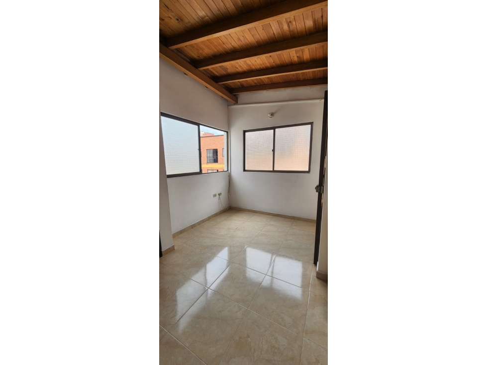 ARRIENDO APARTAMENTO SECTOR HOLANDA - 5