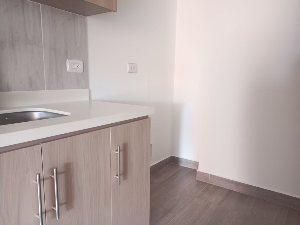 VENTA APARTAMENTO SABANETA SECTOR BOMBAY — foto 3