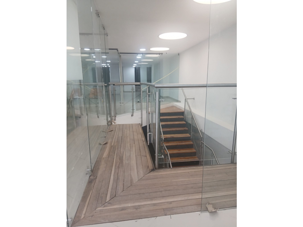 Arriendo Local Comercial Sabaneta Sector Calle Larga — foto 3