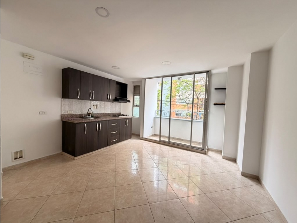 Venta o Arriendo Sabaneta Sector Calle Larga — foto 3