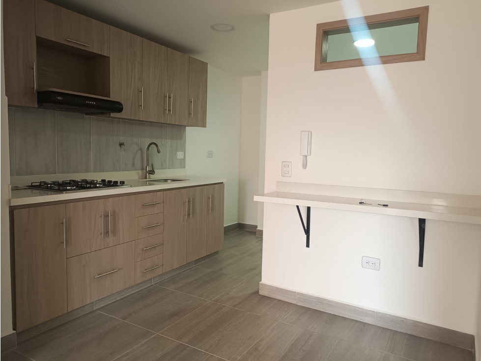 VENTA APARTAMENTO SABANETA SECTOR BOMBAY — foto 2