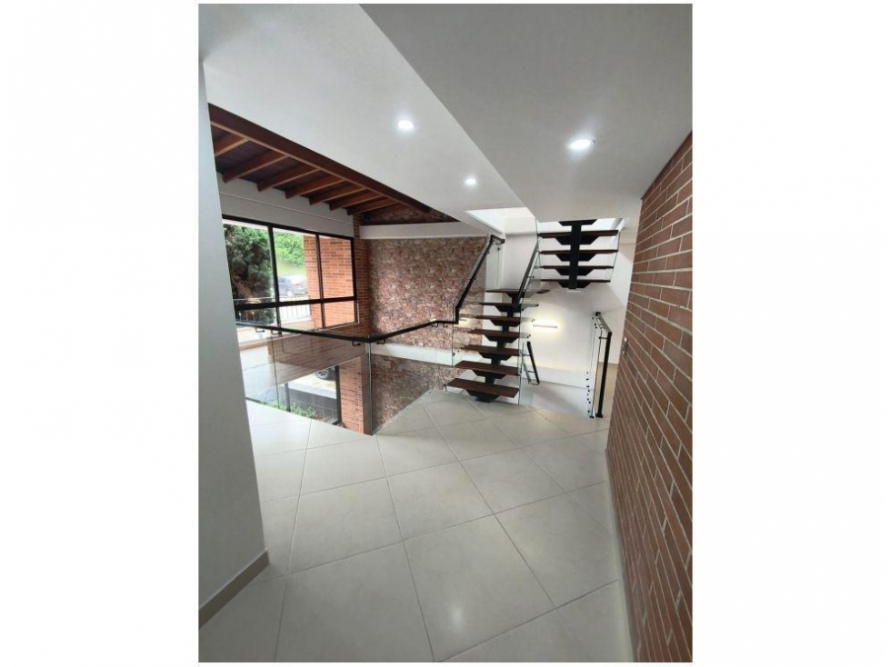 Venta Casa Sabaneta Sector la Doctora — foto 3