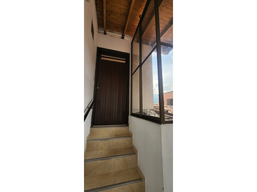 ARRIENDO APARTAMENTO SECTOR HOLANDA - 2