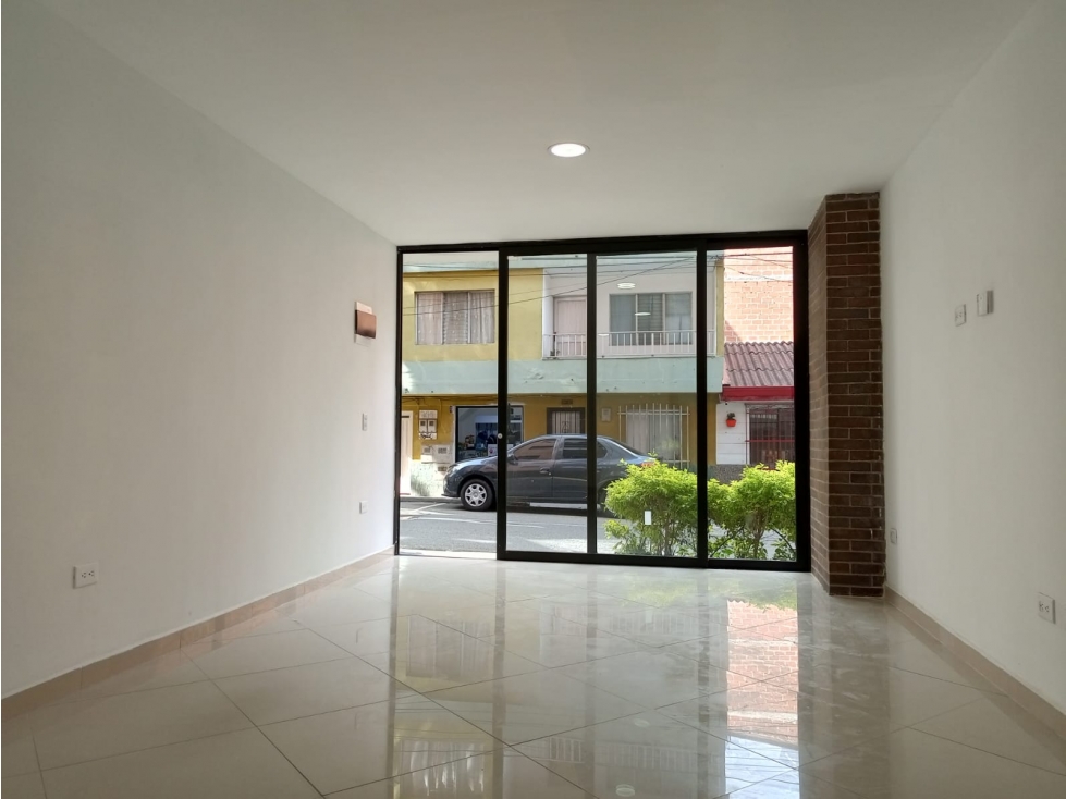 Venta Local Comercial Sabaneta Sector Entreamigos — foto 6