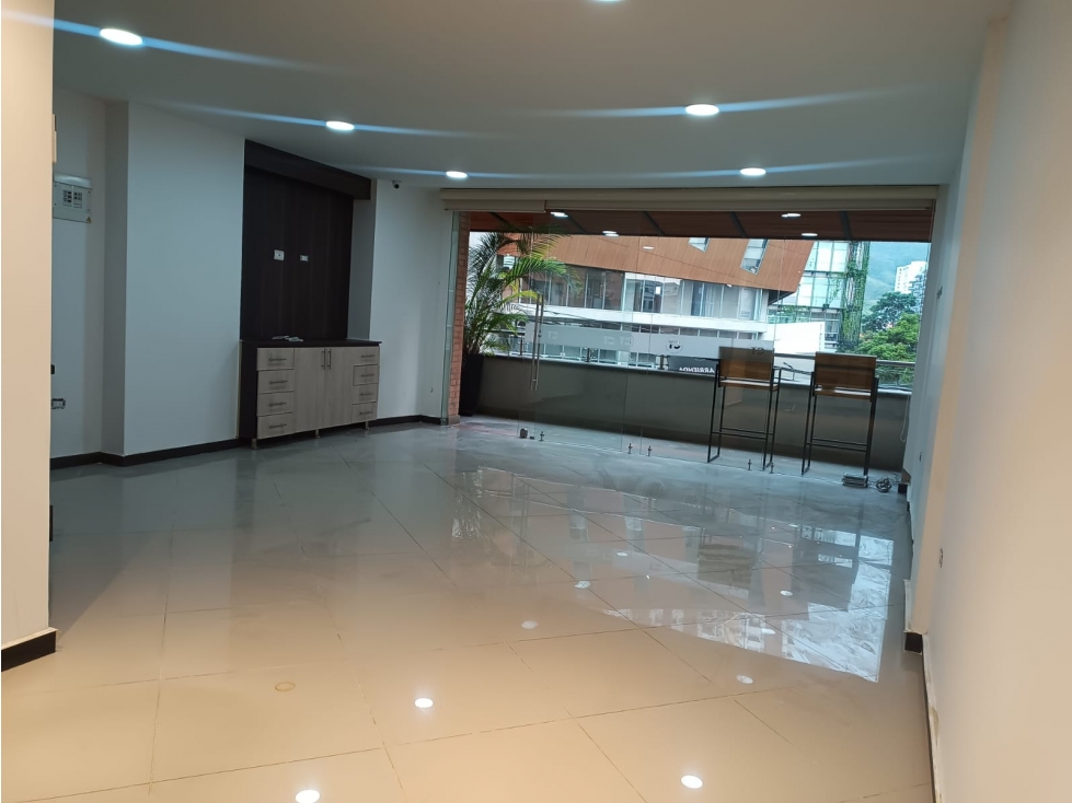 ARRIENDO O VENTA OFICINA SABANETA SECTOR CALLE LARGA - 2