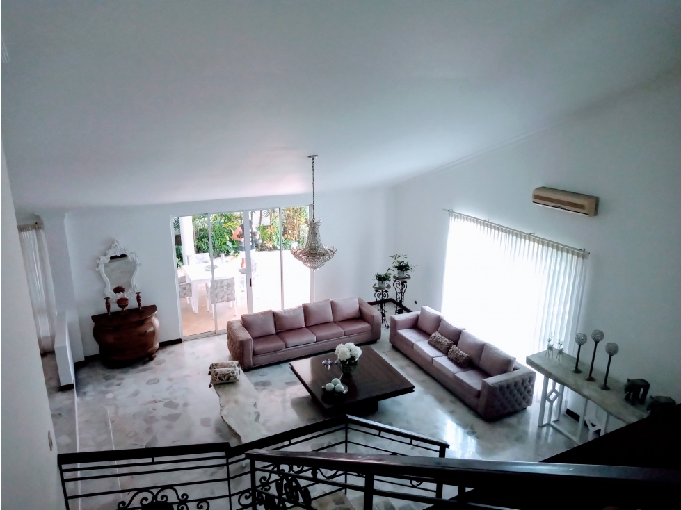 Residencia Exclusiva en Cali | 900 m² | Jardín y Amplias Zonas Social — foto 4