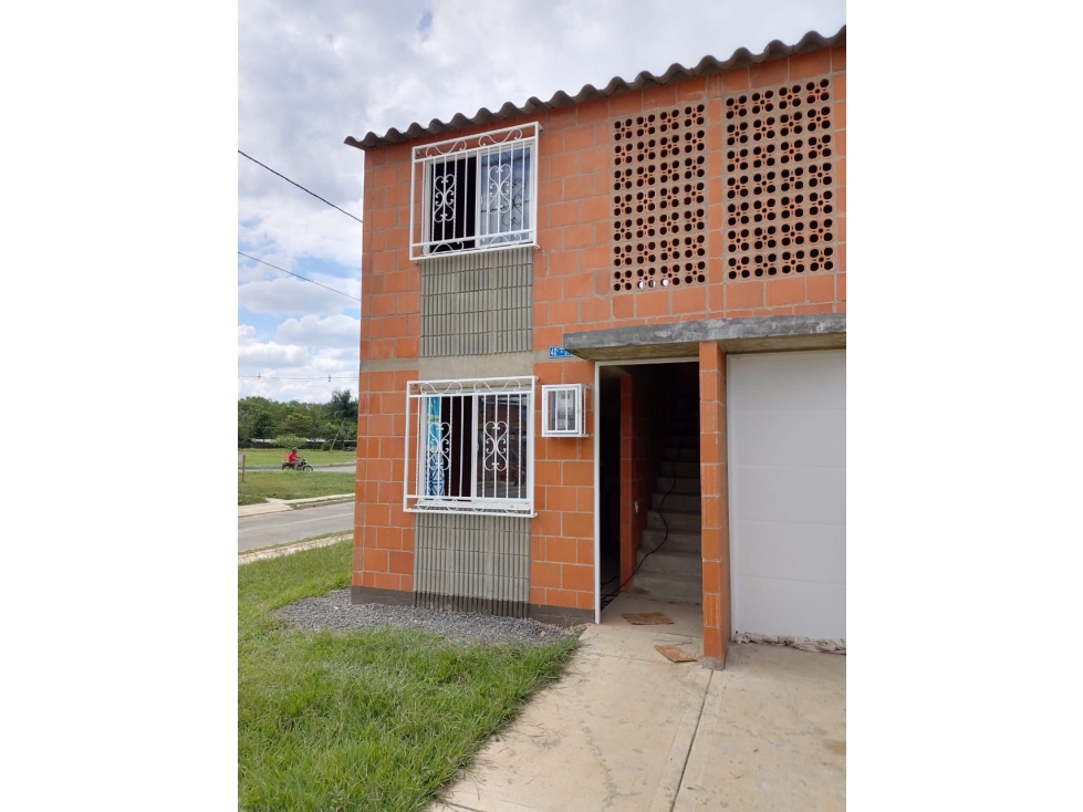VENTA DE CASA EN EL PAISAJE DE LAS FLORES - JAMUNDI — foto 2