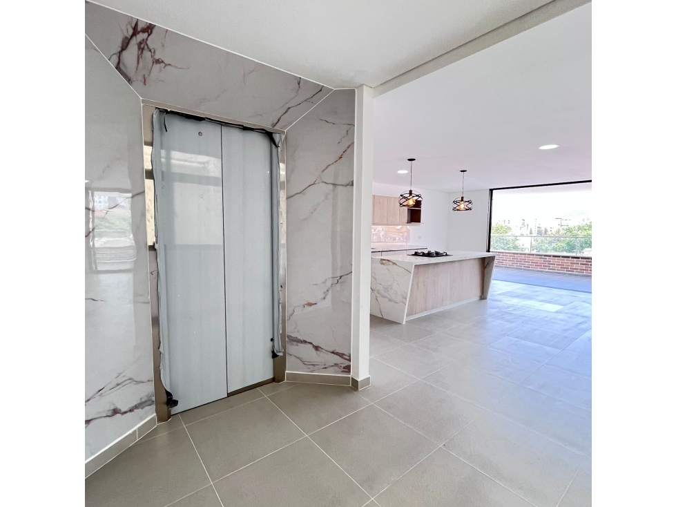 Penthouse ASCENSOR HASTA EL SALON, ADMON Y EPM INCLUIDOS
