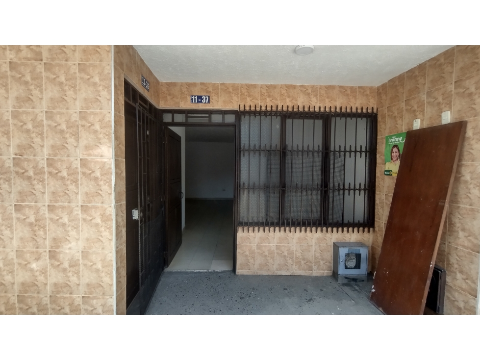 SE ARRIENDA AMPLIA CASA PARA LOCAL COMERCIAL - JAMUNDI - 2