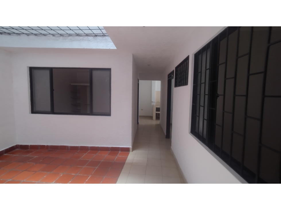 SE ARRIENDA AMPLIA CASA PARA LOCAL COMERCIAL - JAMUNDI - 4
