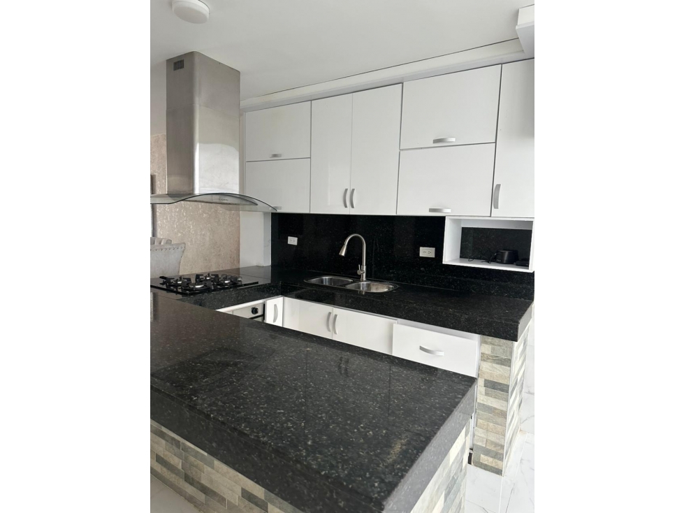 Casa en Venta Reformada | La Pradera, Jamundí | Terraza y Jacuzzi — foto 5