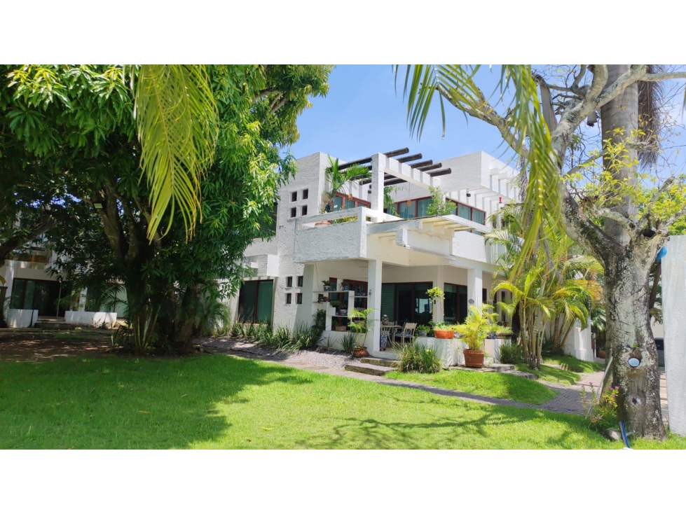 Casa en Venta Frente Al Río con Jardín y Alberca en Fraccionamiento — foto 2