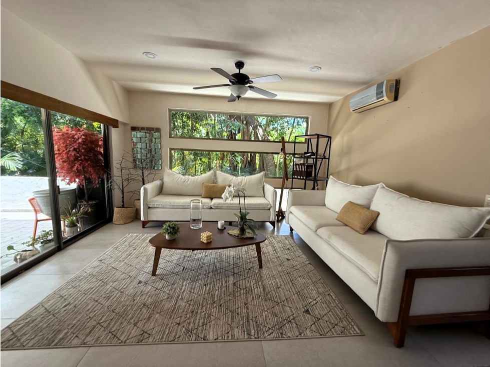 Casa con Alberca en Venta en Residencial Cumbres — foto 4