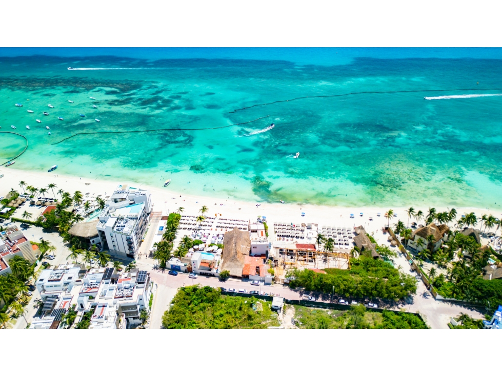 Penthouse con Roof y Alberca Privada - Vista al Mar - Pasos 5ta Ave