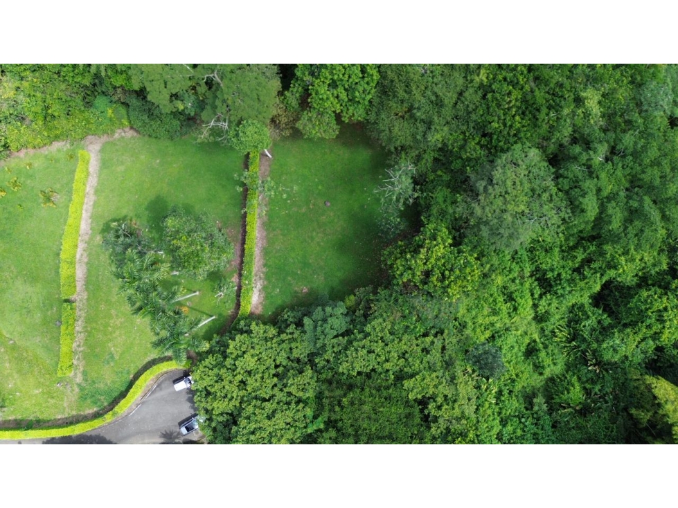 VENDO LOTE CAMPESTRE EN CERRITOS PEREIRA SEMI ONDULADO