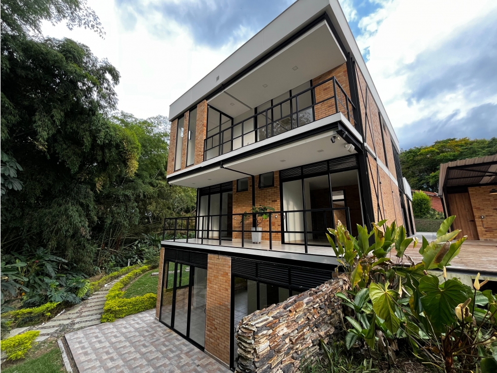 VENDO CASA CAMPESTRE DE 2 NIVELES PARA ESTRENAR CERRITOS PEREIRA — foto 2