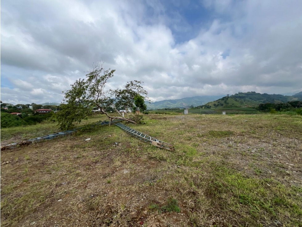 VENDO LOTE CAMPESTRE EN COMBIA PEREIRA