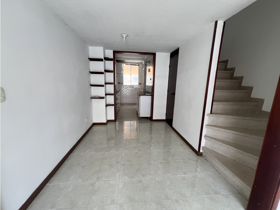 VENDO CASA URBANA EN LA VILLA PEREIRA, DE 3 NIVELES — foto 2