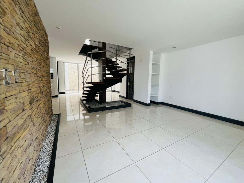 VENDO CASA URBANA EN LA VILLA PEREIRA — foto 3