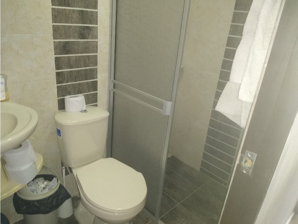 VENDO CASA DE 2 PISOS INDEPENDIENTES EN EL PARQUE INDUSTRIAL — foto 4