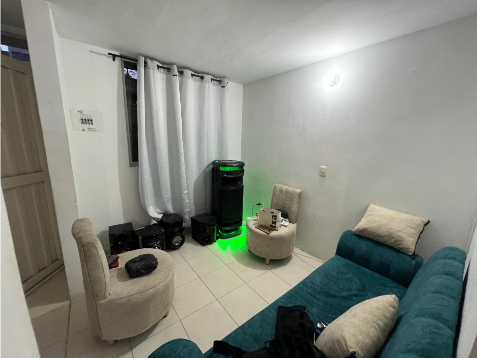 VENDO CASA DE 2 PISOS EN EL MIRADOR DE LLANO GRANDE — foto 3