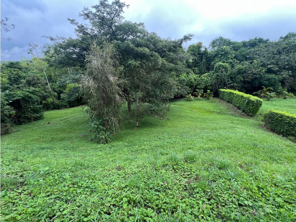 VENDO LOTE CAMPESTRE EN CERRITOS PEREIRA TOPOLOGIA ONDULADA